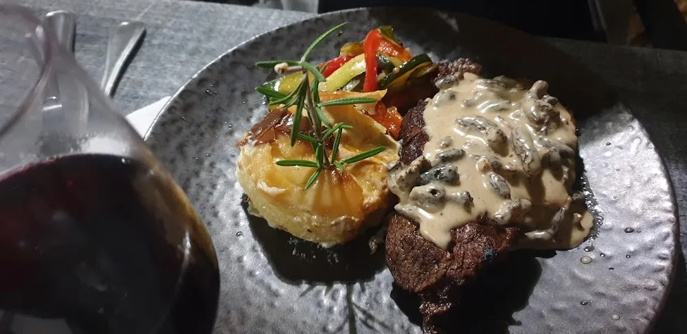 Piece Du Boucher Sauce Morilles